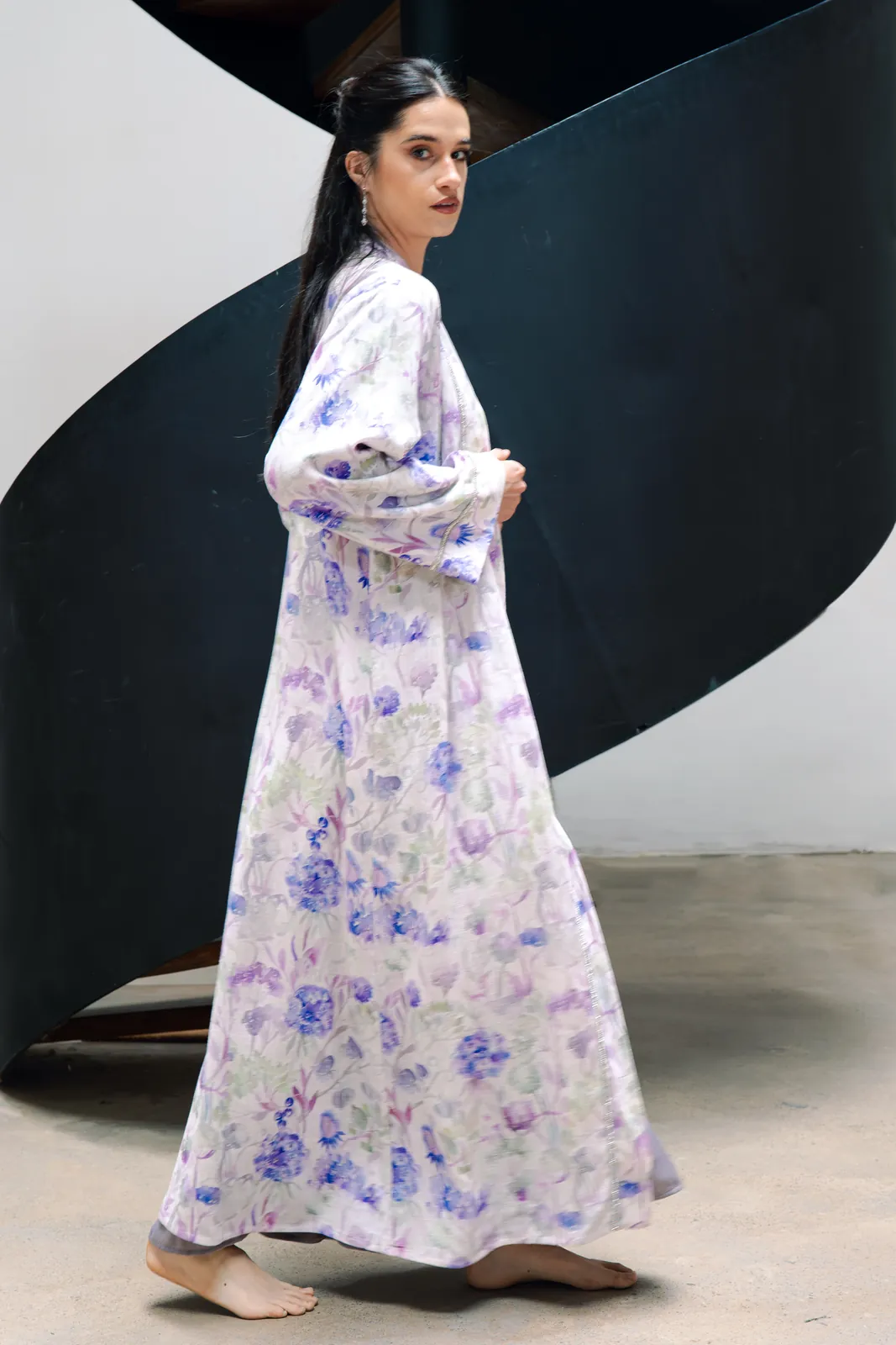 Kimono long en lin floral lilas premium Maison Niyya